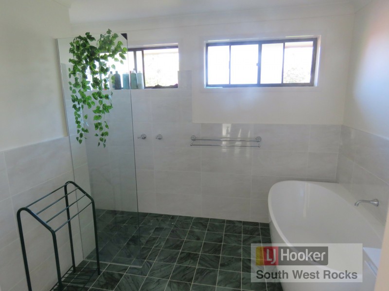 7 Wentworth Avenue, South West Rocks NSW 2431