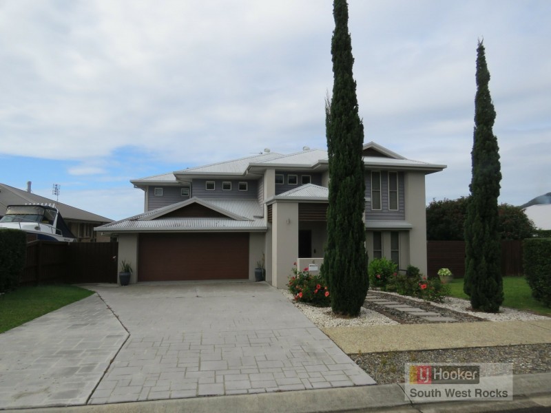 4 Rosedale Avenue, South West Rocks NSW 2431