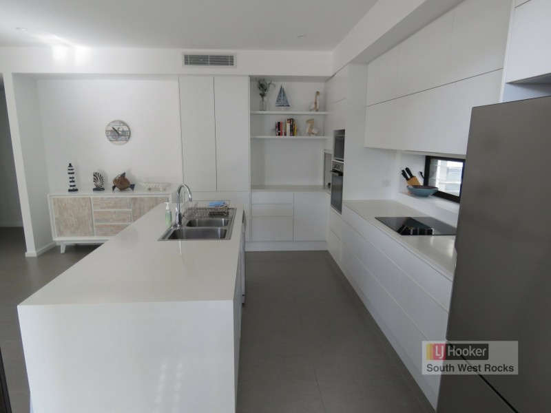 102/19 Gregory Street, South West Rocks NSW 2431