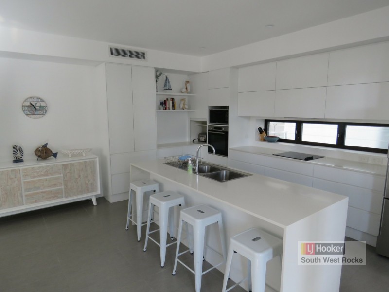 102/19 Gregory Street, South West Rocks NSW 2431