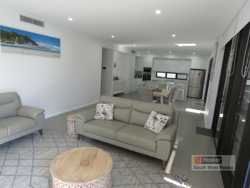 102/19 Gregory Street, South West Rocks NSW 2431