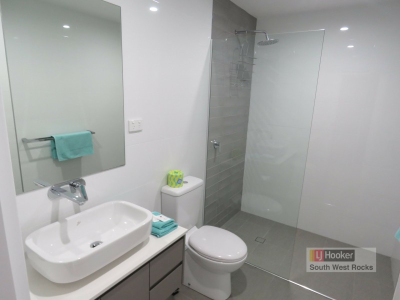 102/19 Gregory Street, South West Rocks NSW 2431