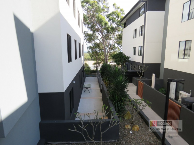 102/19 Gregory Street, South West Rocks NSW 2431
