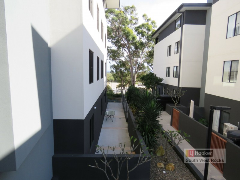 102/19 Gregory Street, South West Rocks NSW 2431