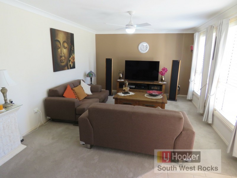 7 Everglades Place, South West Rocks NSW 2431