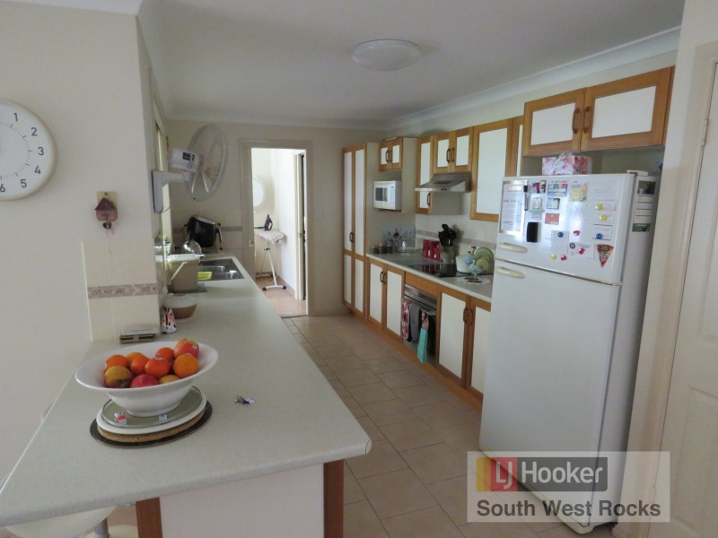 7 Everglades Place, South West Rocks NSW 2431