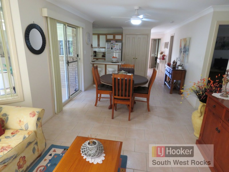 7 Everglades Place, South West Rocks NSW 2431