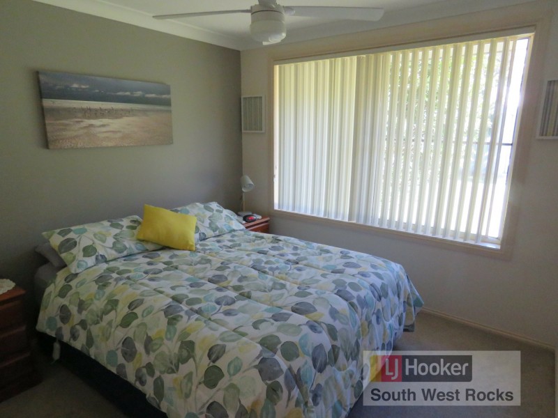 7 Everglades Place, South West Rocks NSW 2431