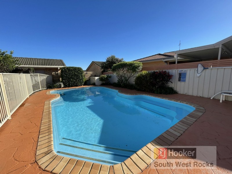 3 Rafferty Crescent, South West Rocks NSW 2431