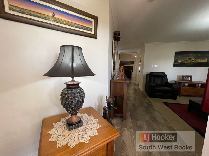 3 Rafferty Crescent, South West Rocks NSW 2431