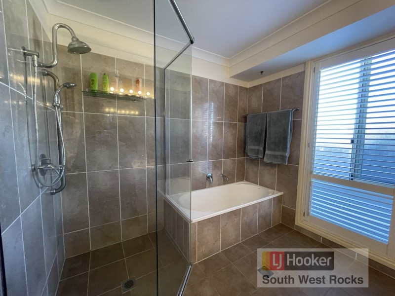 3 Rafferty Crescent, South West Rocks NSW 2431