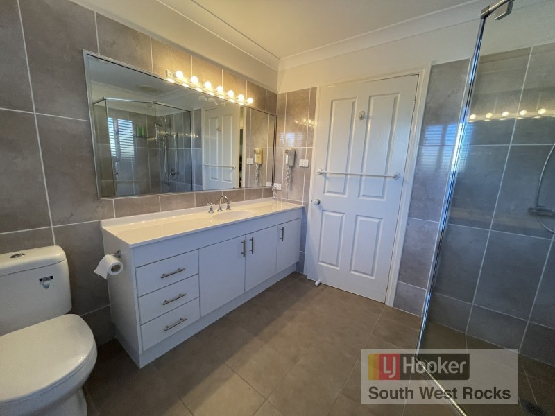 3 Rafferty Crescent, South West Rocks NSW 2431