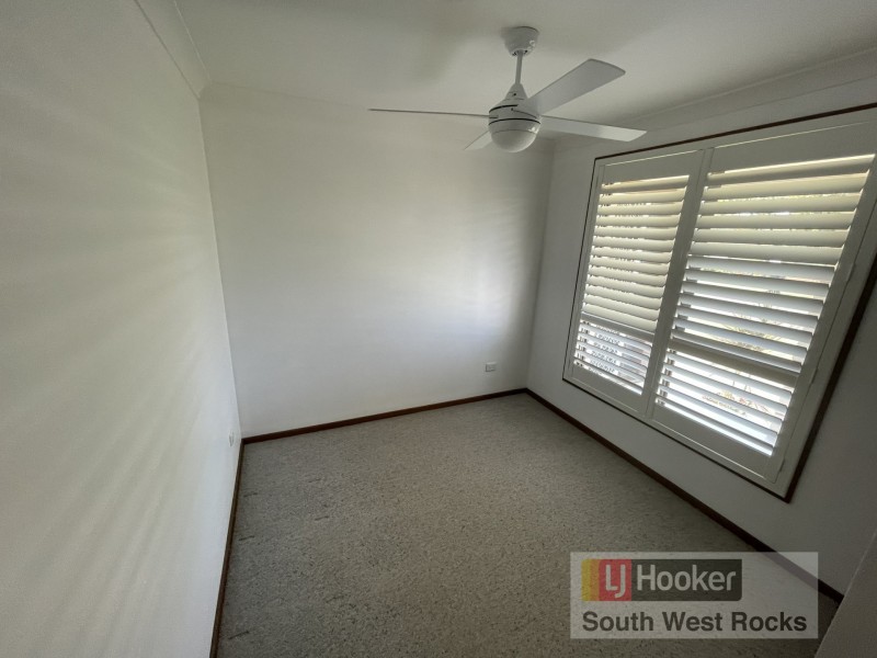 1/9 Albert Harrower Crescent, South West Rocks NSW 2431