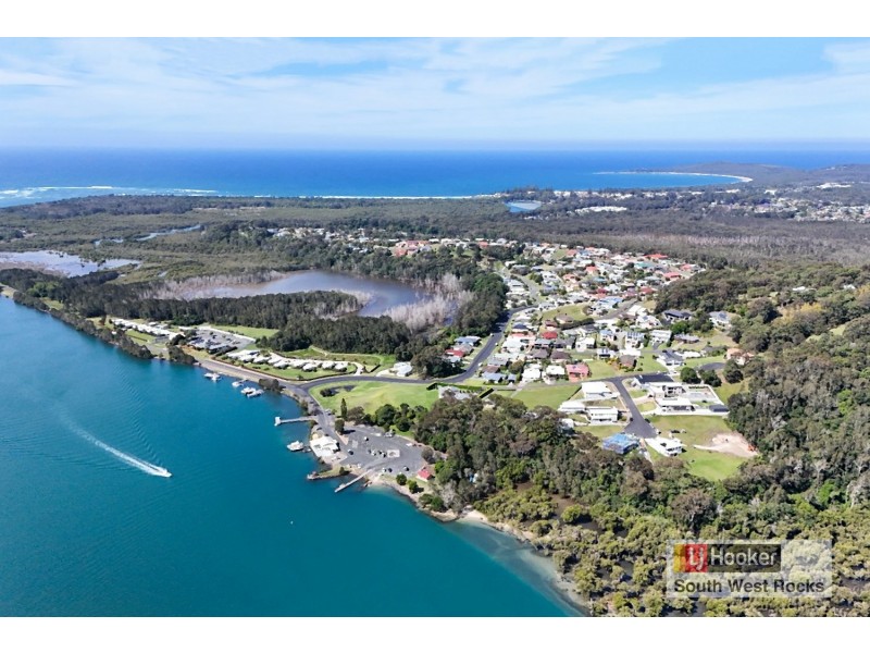 8 Anchorage Place, South West Rocks NSW 2431