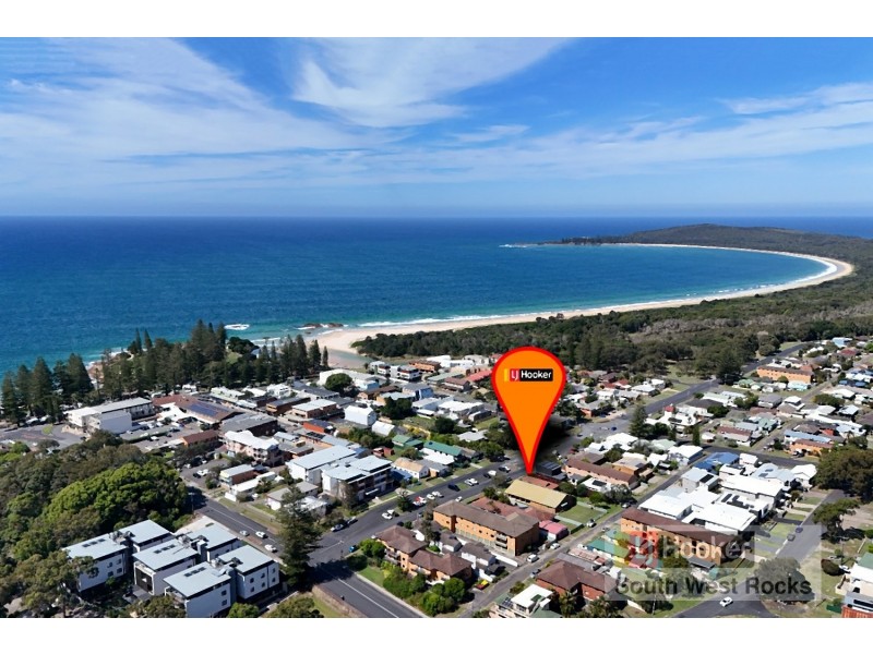 11 Landsborough Street, South West Rocks NSW 2431
