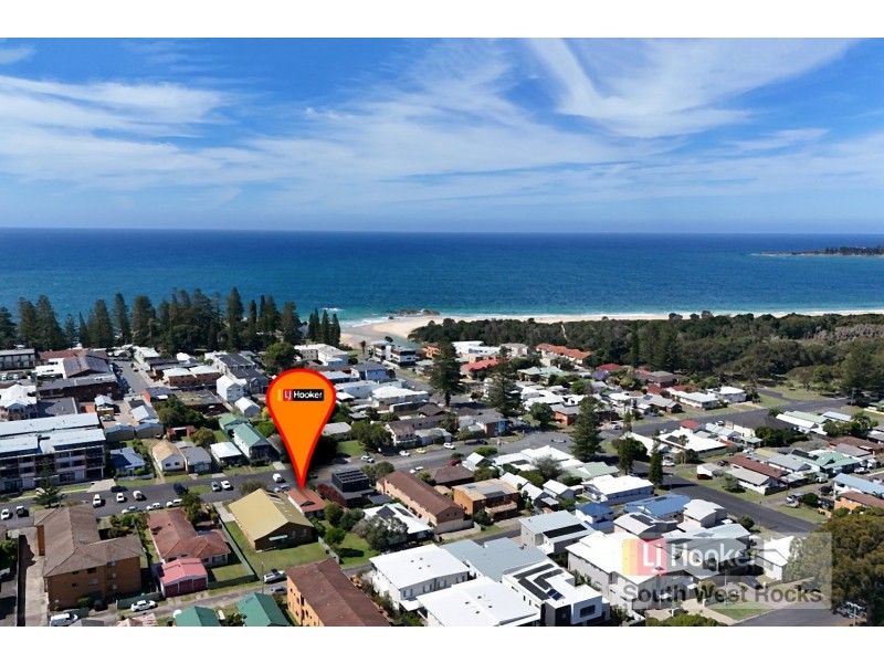 11 Landsborough Street, South West Rocks NSW 2431