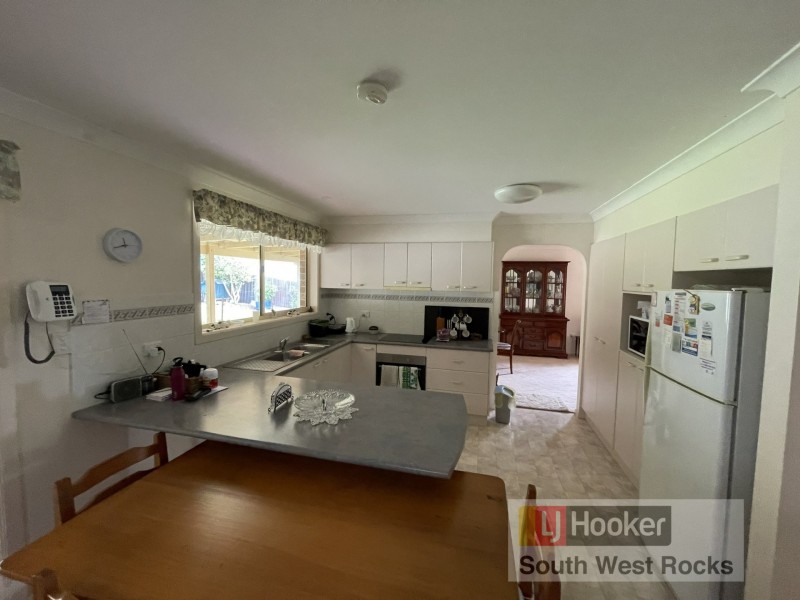 12 Marlin Drive, South West Rocks NSW 2431