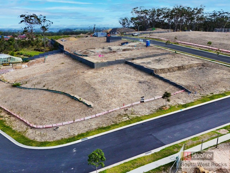 34 Trevor Judd Avenue, South West Rocks NSW 2431