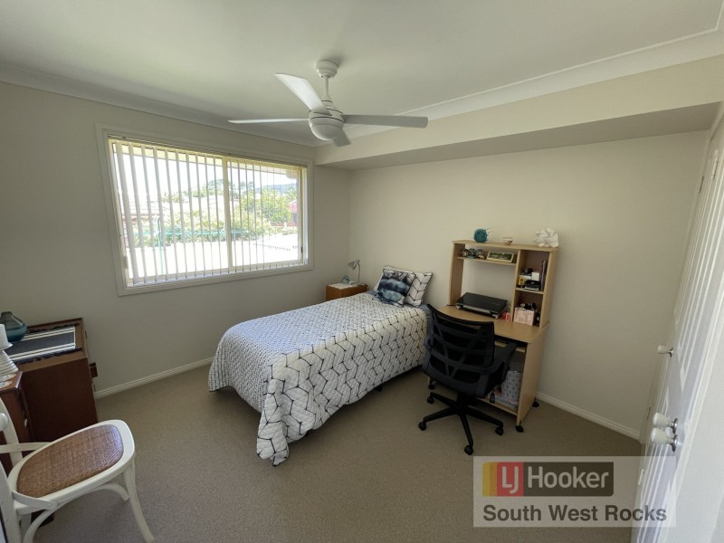 3 Peter Mark Circuit, South West Rocks NSW 2431