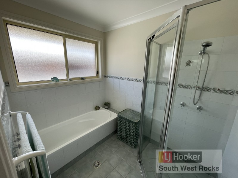 3 Peter Mark Circuit, South West Rocks NSW 2431