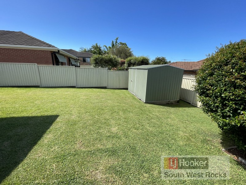 3 Peter Mark Circuit, South West Rocks NSW 2431