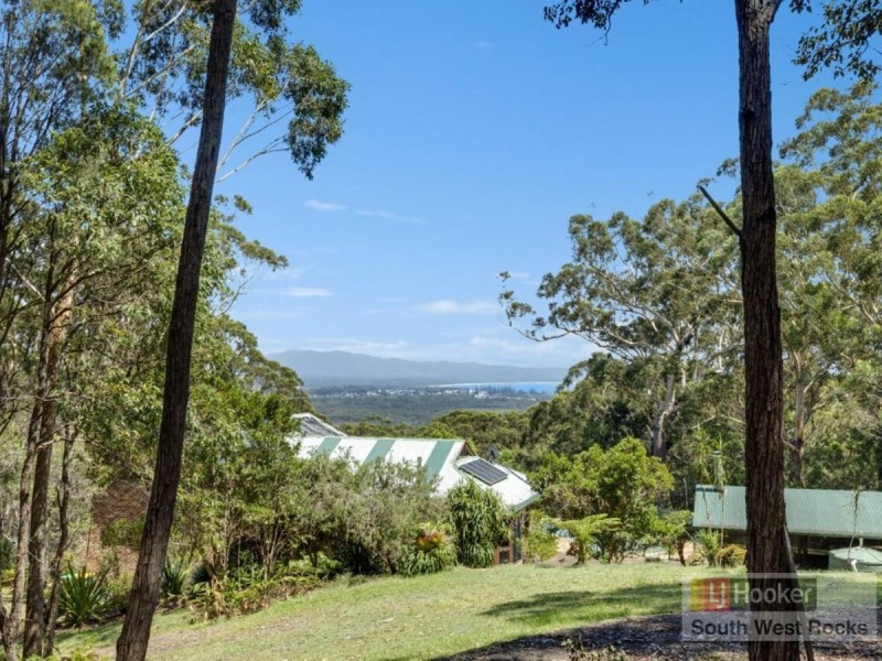 47 Fern Tree Close, Arakoon NSW 2431