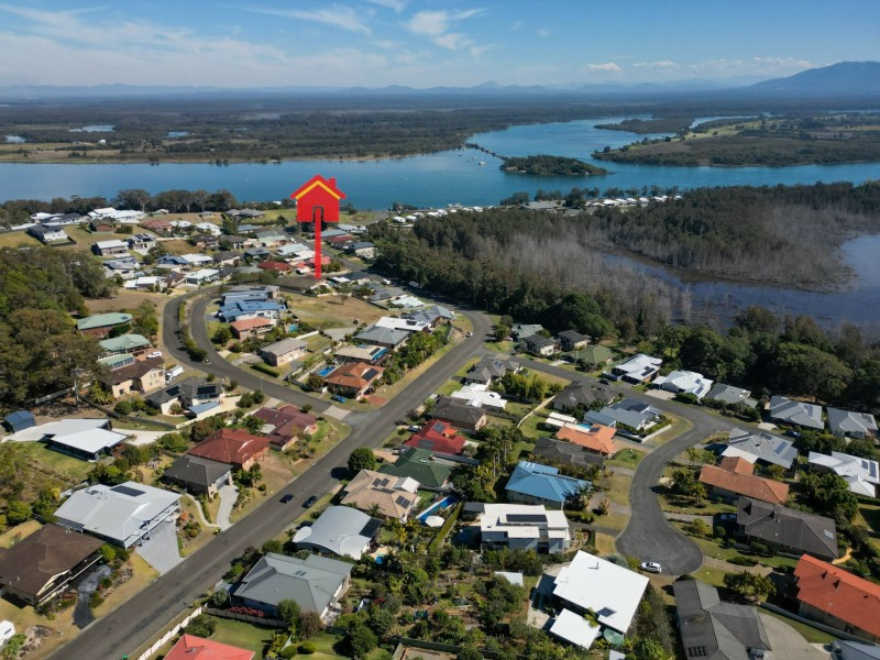 15 Salmon Circuit, South West Rocks NSW 2431