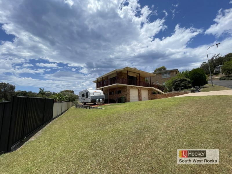 15 Salmon Circuit, South West Rocks NSW 2431