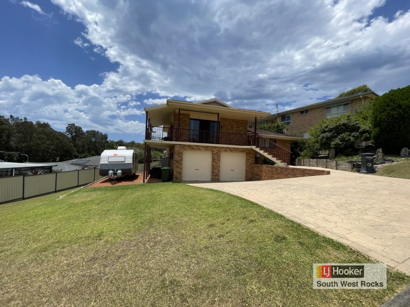 15 Salmon Circuit, South West Rocks NSW 2431