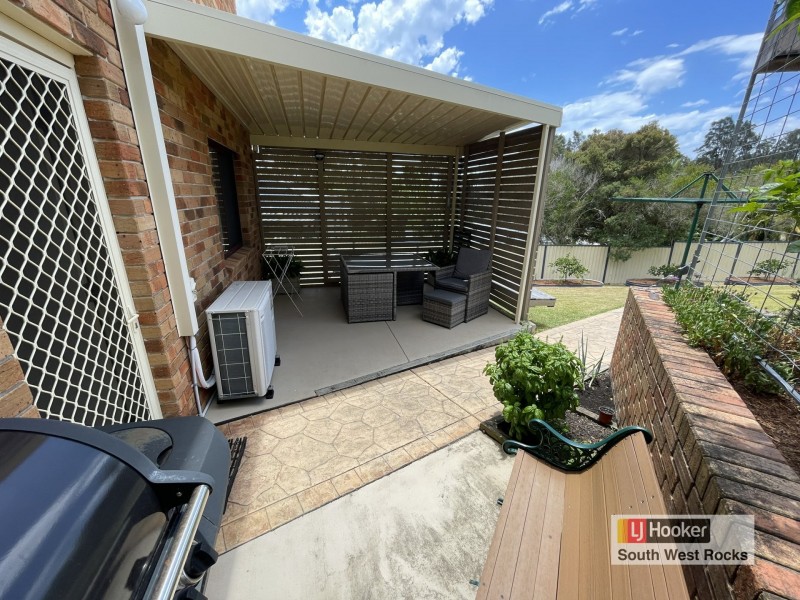 15 Salmon Circuit, South West Rocks NSW 2431
