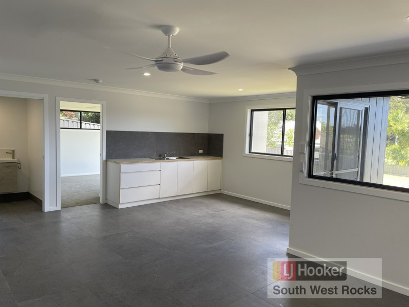 14 Government Road, South West Rocks NSW 2431