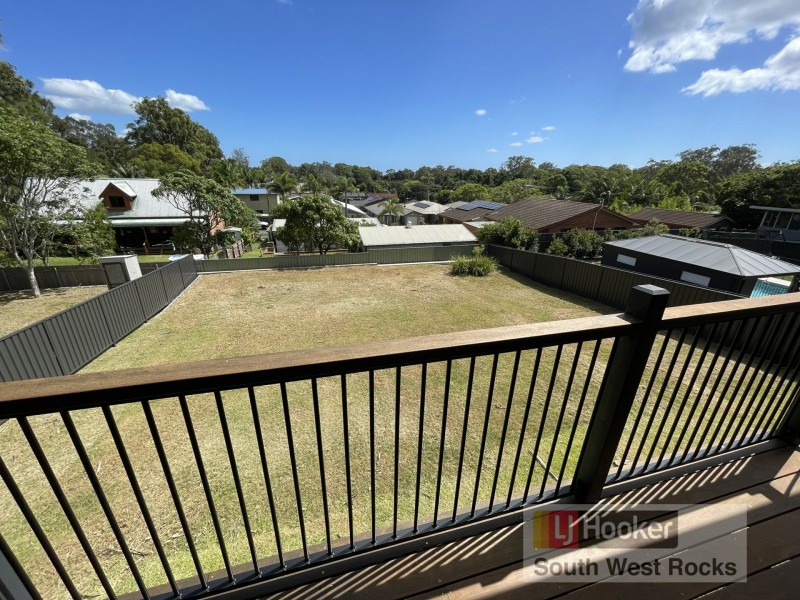 14 Government Road, South West Rocks NSW 2431