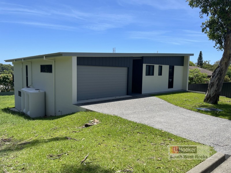 14 Government Road, South West Rocks NSW 2431