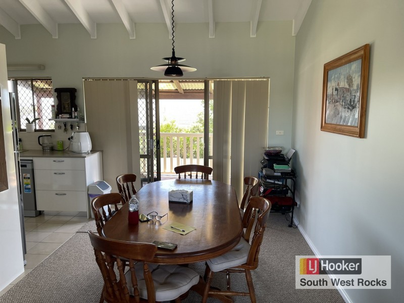 7 Lionel Hogan Close, South West Rocks NSW 2431