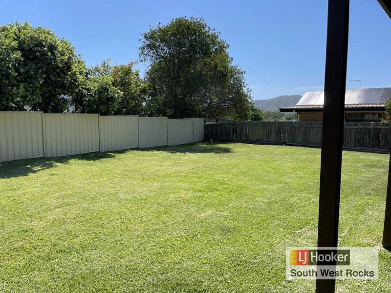 7 Lionel Hogan Close, South West Rocks NSW 2431