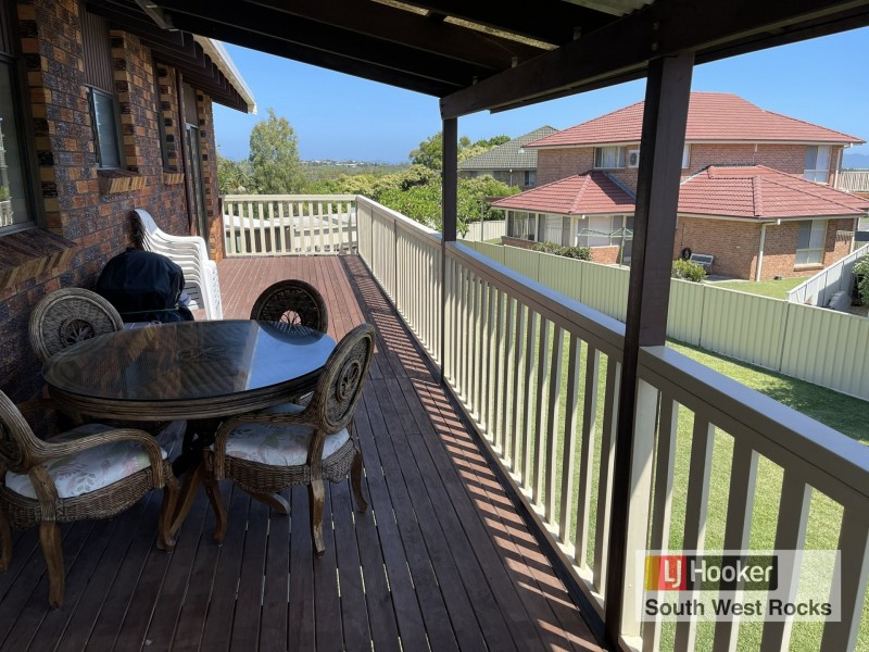 7 Lionel Hogan Close, South West Rocks NSW 2431