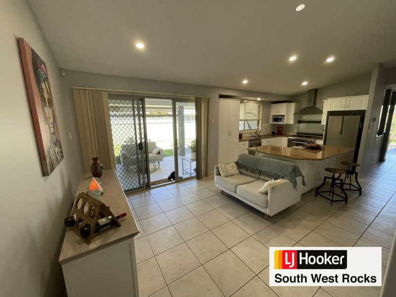 13 Dennis Crescent, South West Rocks NSW 2431