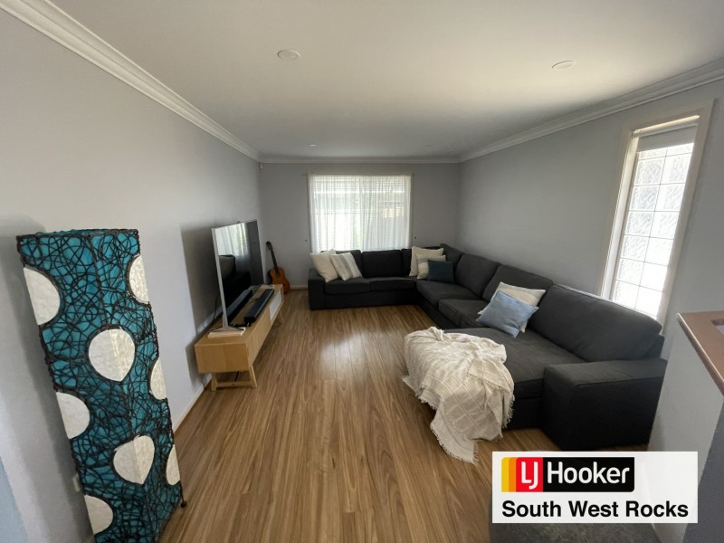 13 Dennis Crescent, South West Rocks NSW 2431