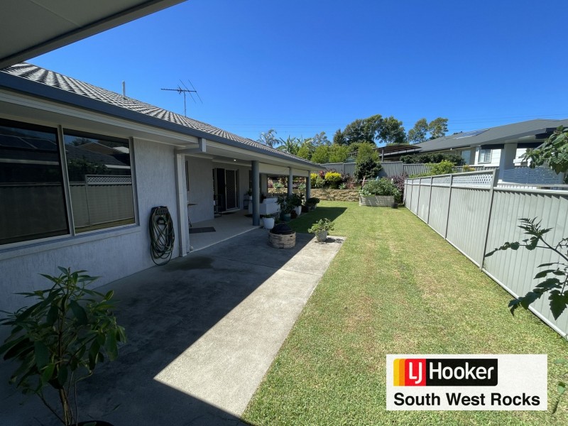 13 Dennis Crescent, South West Rocks NSW 2431