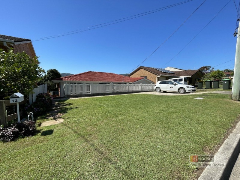 12 Panorama Avenue, South West Rocks NSW 2431