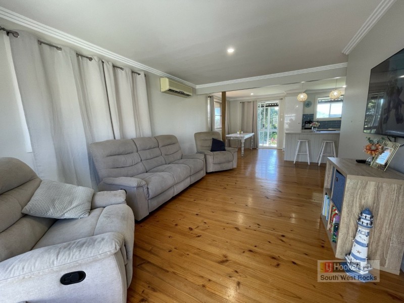 12 Panorama Avenue, South West Rocks NSW 2431