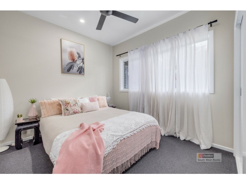 33 Francis Conn Place, Frederickton NSW 2440