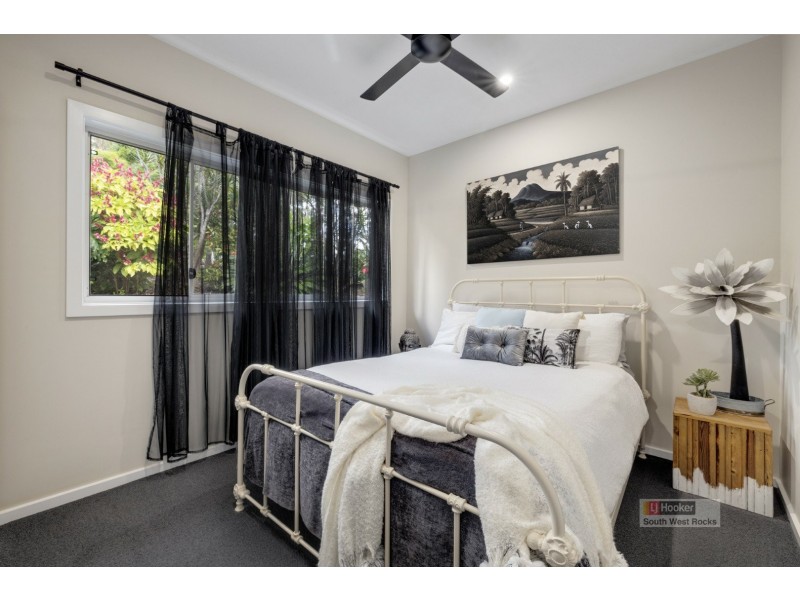 33 Francis Conn Place, Frederickton NSW 2440