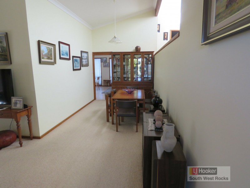 12 Crystal Place, South West Rocks NSW 2431