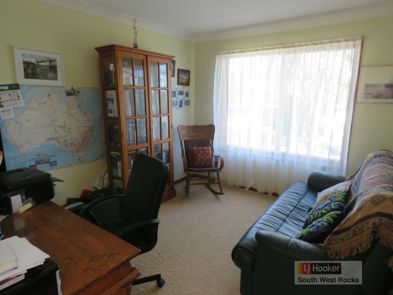 12 Crystal Place, South West Rocks NSW 2431