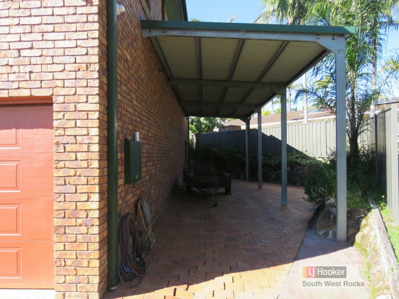 12 Crystal Place, South West Rocks NSW 2431