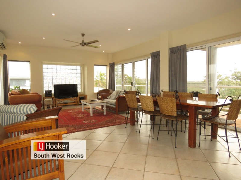 4/ Paragon Avenue, South West Rocks NSW 2431