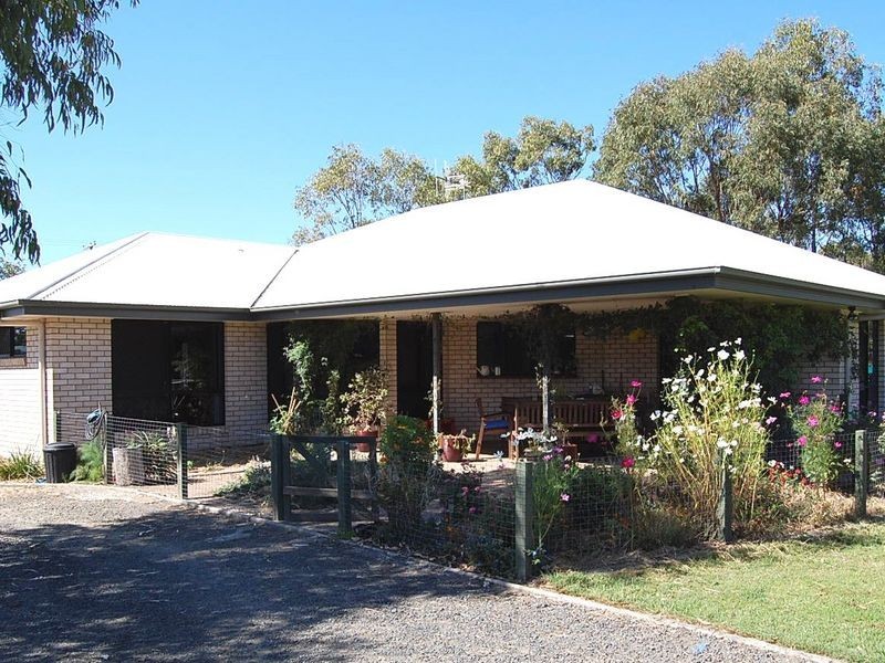 39 Park Estate Drive, Branyan QLD 4670