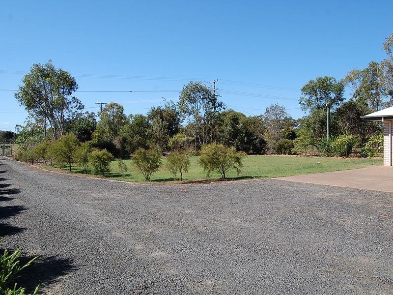 39 Park Estate Drive, Branyan QLD 4670