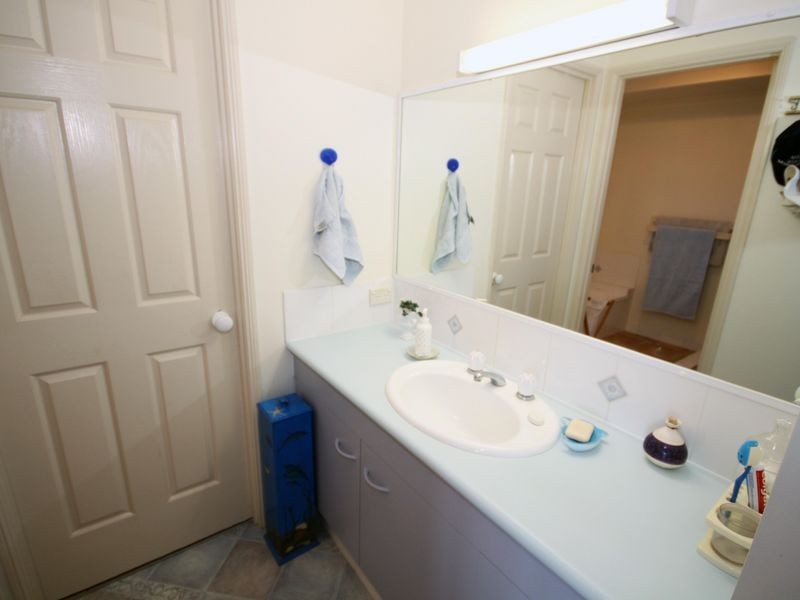 1 Ibis Way, Moore Park QLD 4670